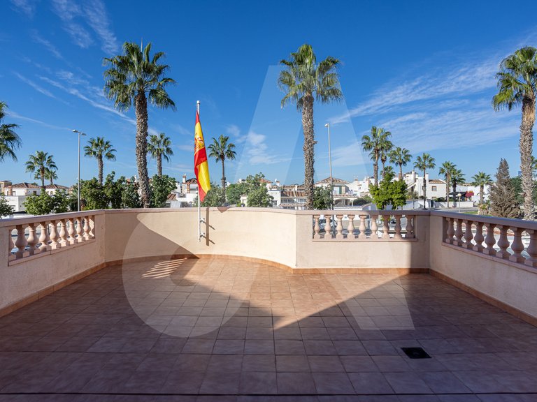 Villa for Sale in Costa Blanca Guardamar Del Segura, Alicante 28