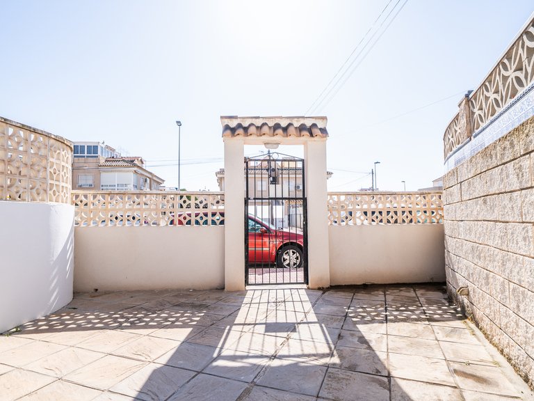 Apartment for Sale in Torrevieja, Alicante 19