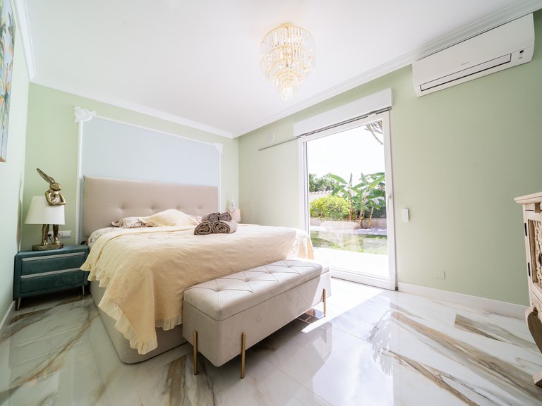 Villa for Sale in Costa Blanca Torrevieja, Alicante 8