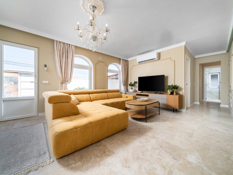 Villa for Sale in Costa Blanca Torrevieja, Alicante 17