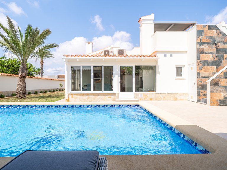Villa for Sale in Costa Blanca Torrevieja, Alicante 28