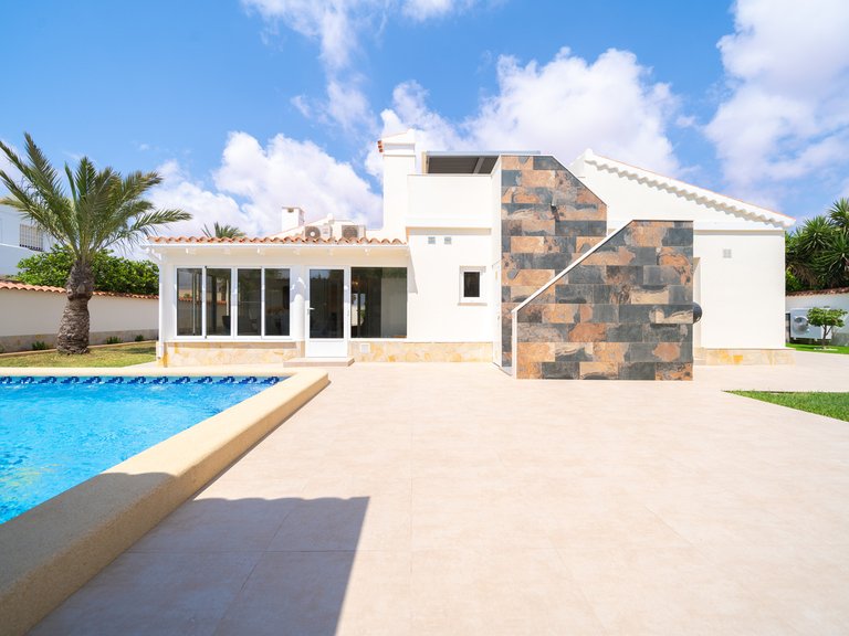 Villa for Sale in Costa Blanca Torrevieja, Alicante 34