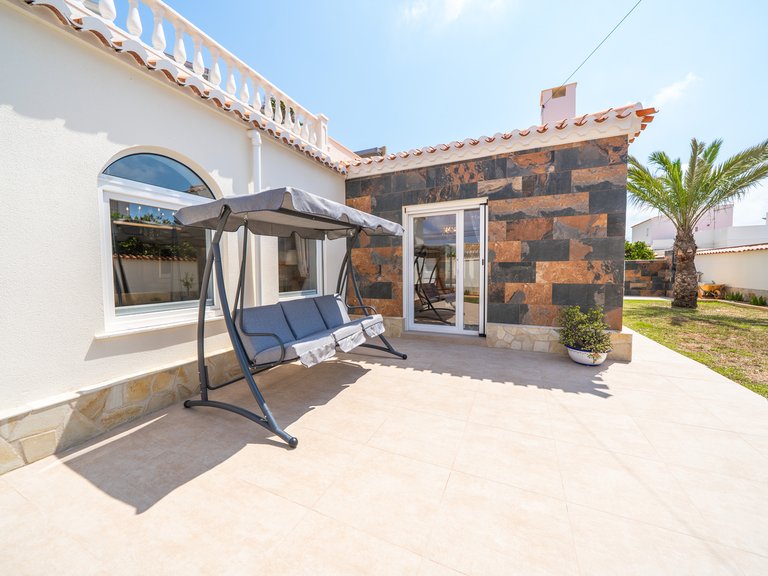 Villa for Sale in Costa Blanca Torrevieja, Alicante 44