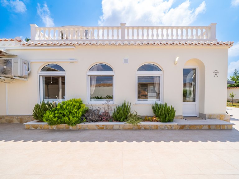 Villa for Sale in Costa Blanca Torrevieja, Alicante 48