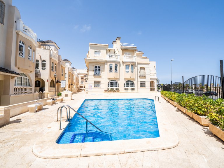 Apartment for Sale in Costa Blanca Torrevieja, Alicante 11