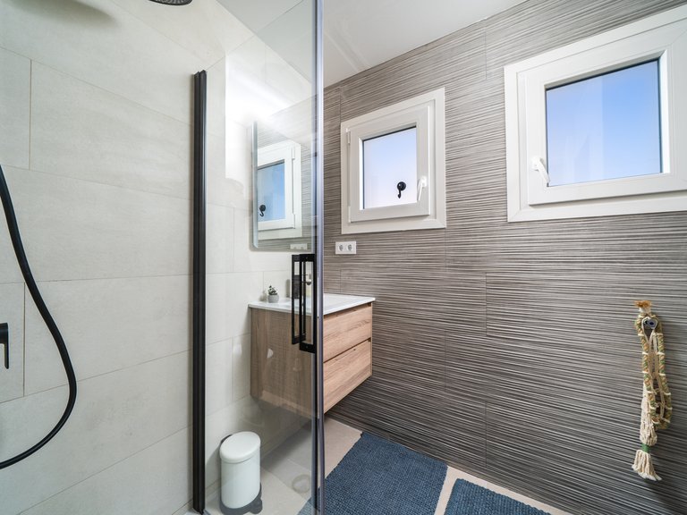 Apartment for Sale in Torrevieja, Alicante 28