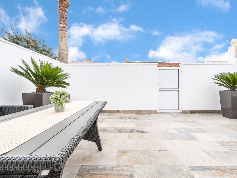 Villa for Sale in Torrevieja, Alicante 27