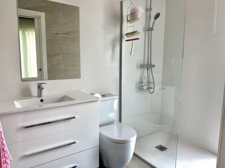 Villa for Sale in Dolores, Alicante 11