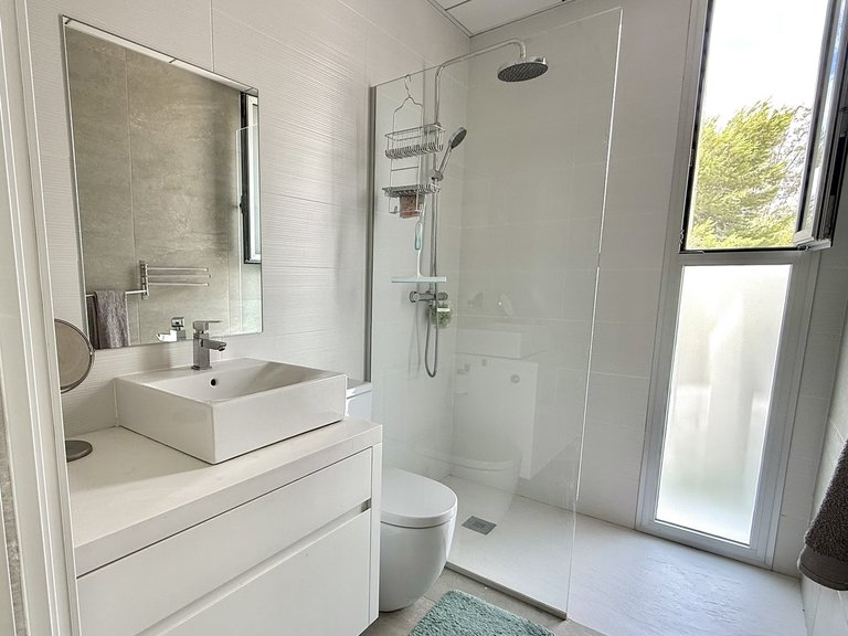 Villa for Sale in Dolores, Alicante 13