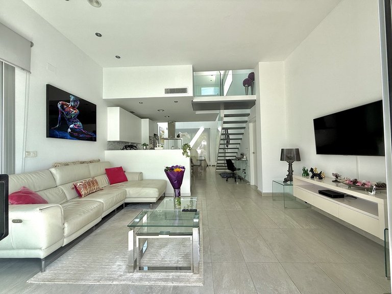 Villa for Sale in Dolores, Alicante 4