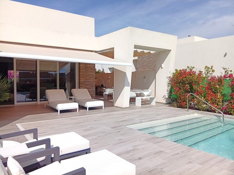 Villa for Sale in Inland Algorfa, Alicante 2