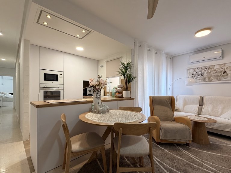 Apartment for Sale in Torrevieja, Alicante 2