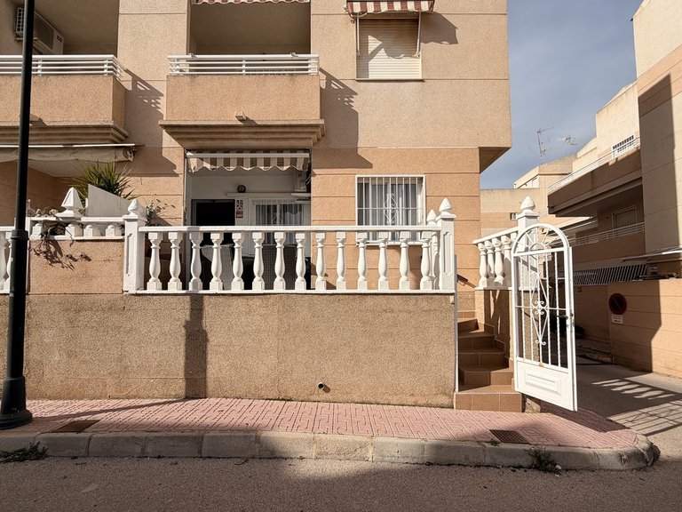 Apartment for Sale in Torrevieja, Alicante 1