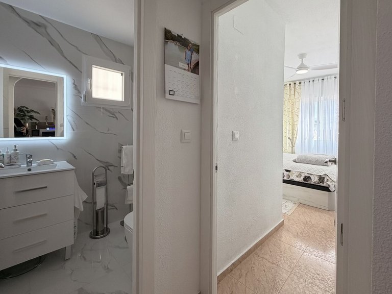 Apartment for Sale in Torrevieja, Alicante 13