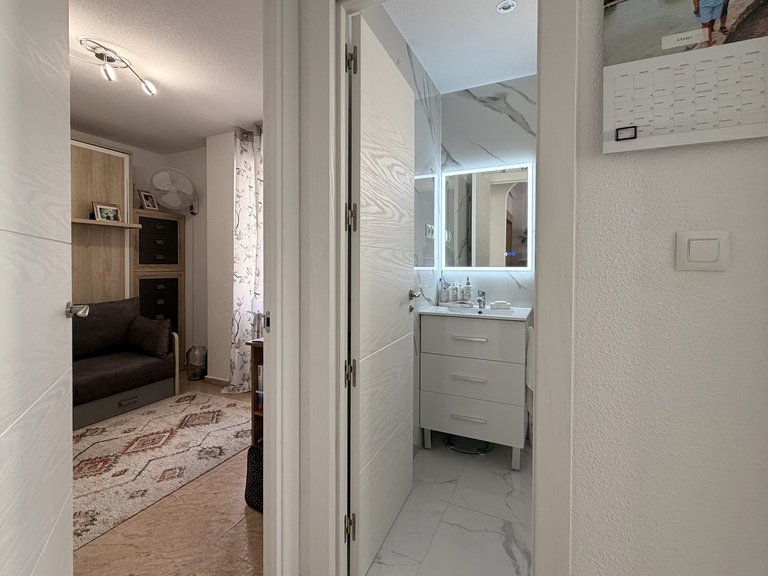 Apartment for Sale in Torrevieja, Alicante 18