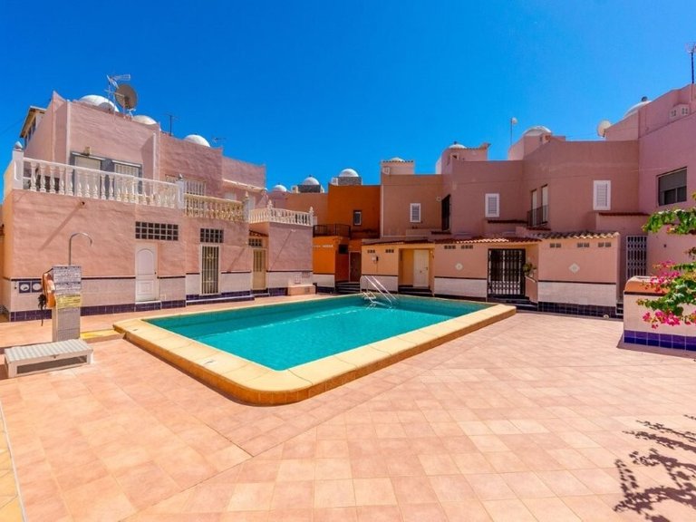 Town House for Sale in Costa Blanca Torrevieja, Alicante 31