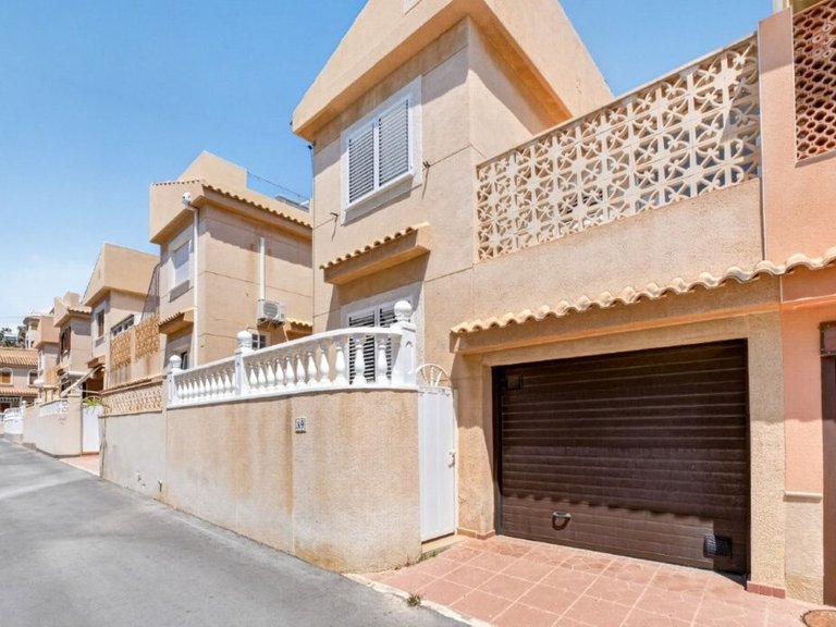Town House for Sale in Costa Blanca Torrevieja, Alicante 9