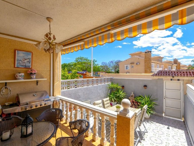 Town House for Sale in Torrevieja, Alicante 2