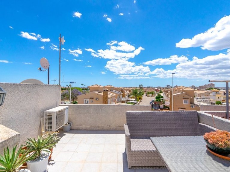 Town House for Sale in Torrevieja, Alicante 28