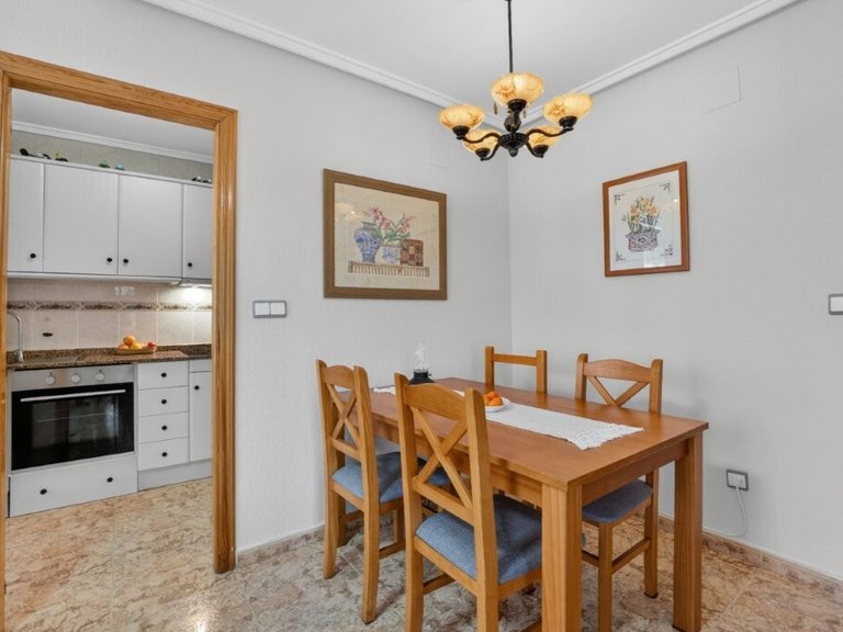 Apartment for Sale in Torrevieja, Alicante 14