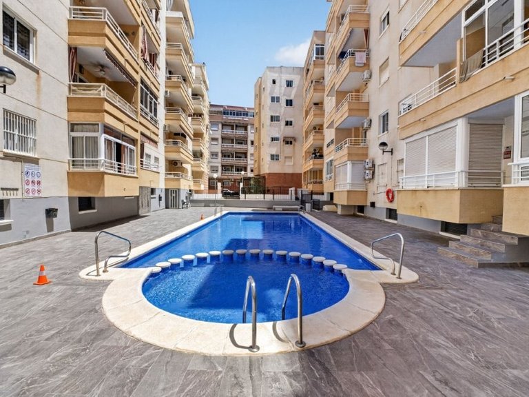 Apartment for Sale in Torrevieja, Alicante 1