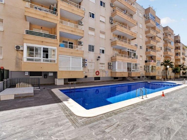 Apartment for Sale in Torrevieja, Alicante 25