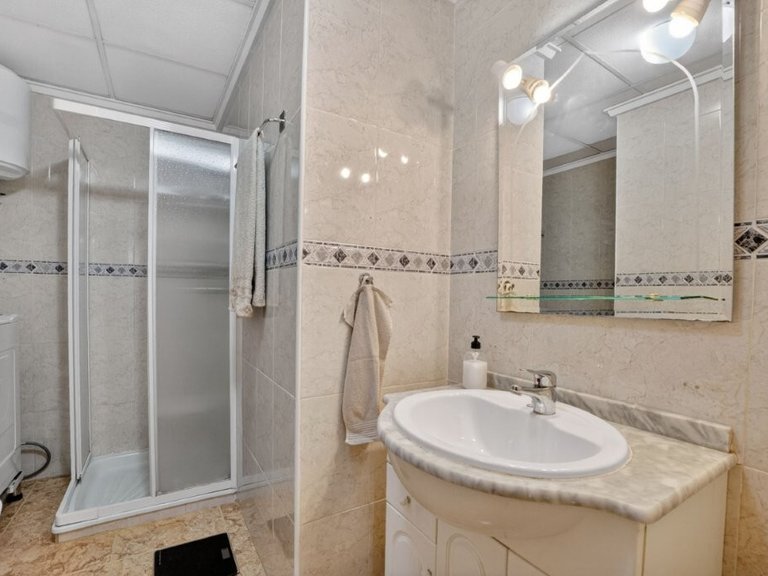 Apartment for Sale in Torrevieja, Alicante 8