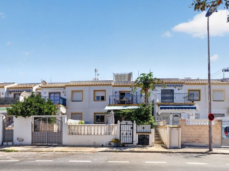 Penthouse for Sale in Torrevieja, Alicante 17