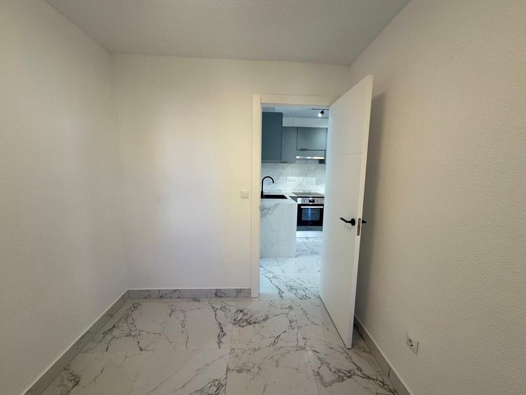 Apartment for Sale in Torrevieja, Alicante 13