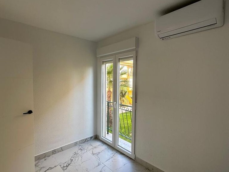 Apartment for Sale in Torrevieja, Alicante 7
