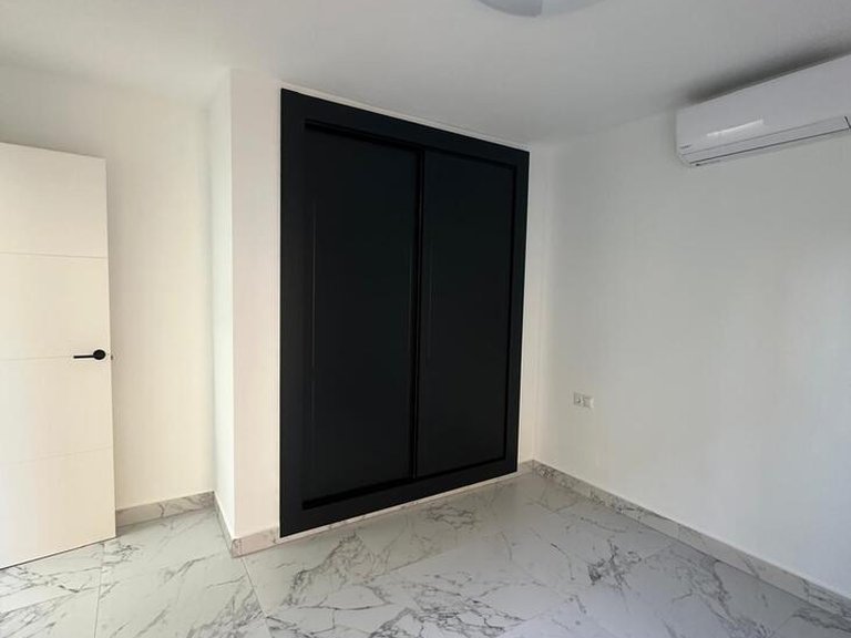 Apartment for Sale in Torrevieja, Alicante 10