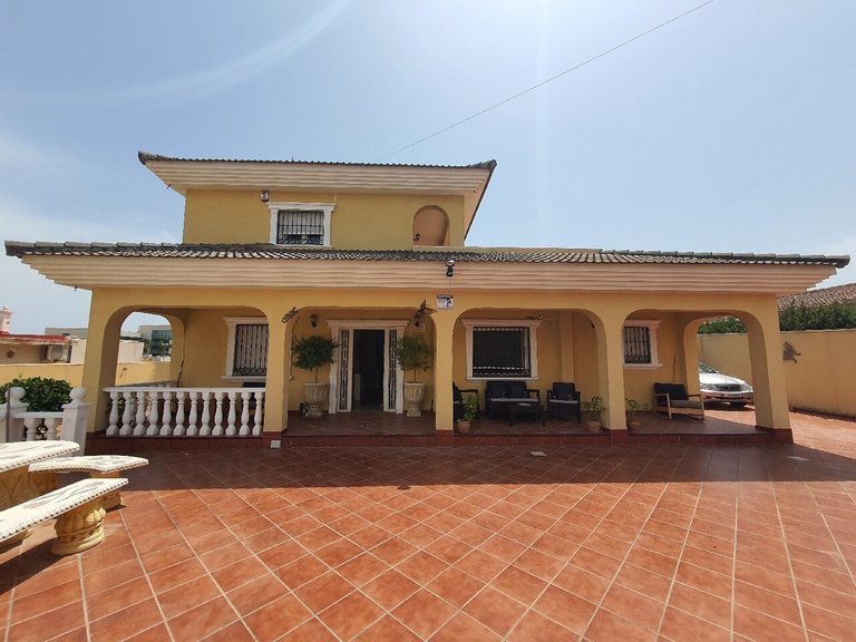 Villa for Sale in Costa Blanca Torrevieja, Alicante 7