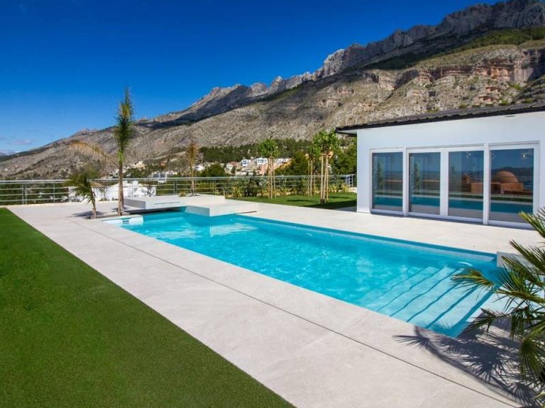 Villa for Sale in Altea, Alicante 4