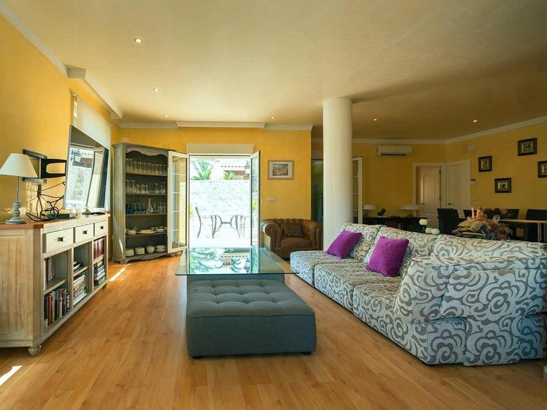 Villa for Sale in Costa Blanca Orihuela Costa, Alicante 9