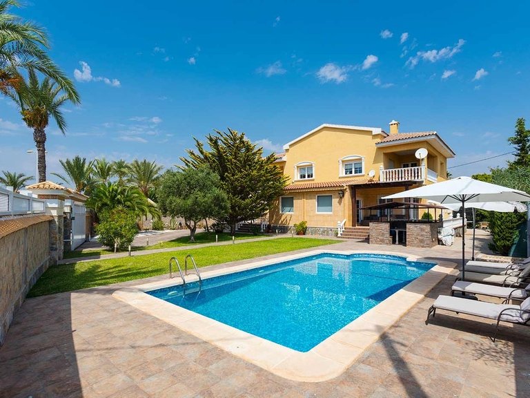 Villa for Sale in Costa Blanca Orihuela Costa, Alicante 39