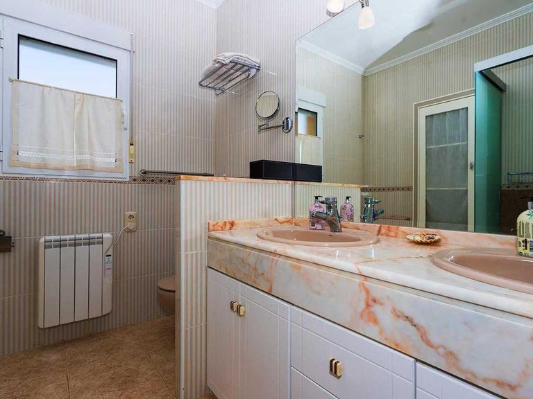 Villa for Sale in Costa Blanca Orihuela Costa, Alicante 19