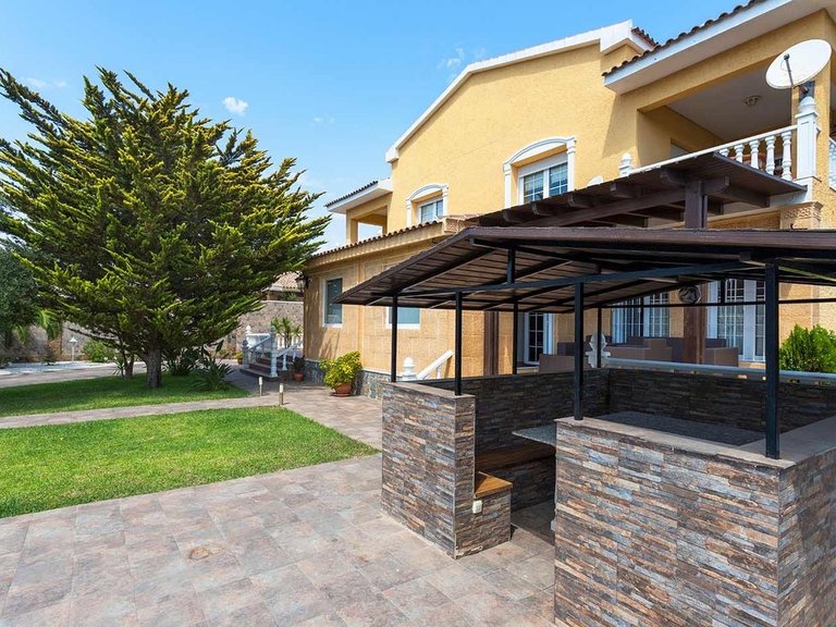 Villa for Sale in Costa Blanca Orihuela Costa, Alicante 4