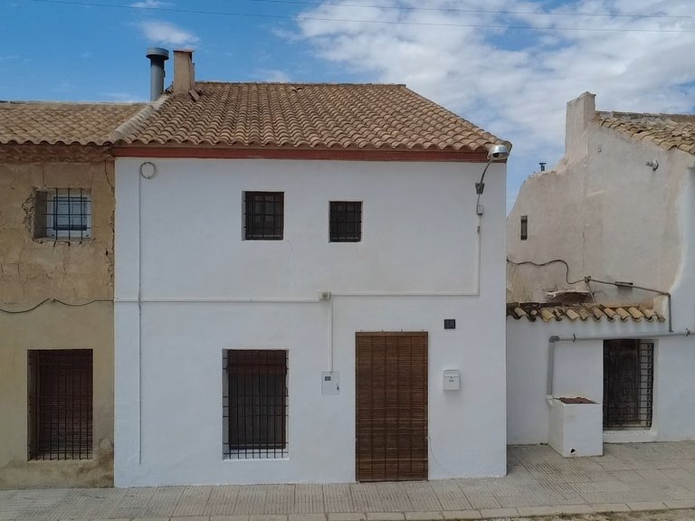 Country House for Sale in Lel, Alicante 1
