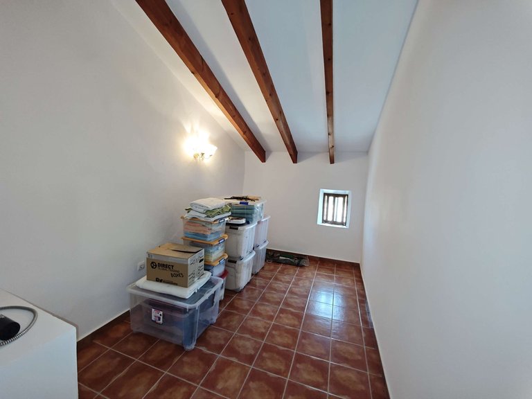Country House for Sale in Lel, Alicante 39