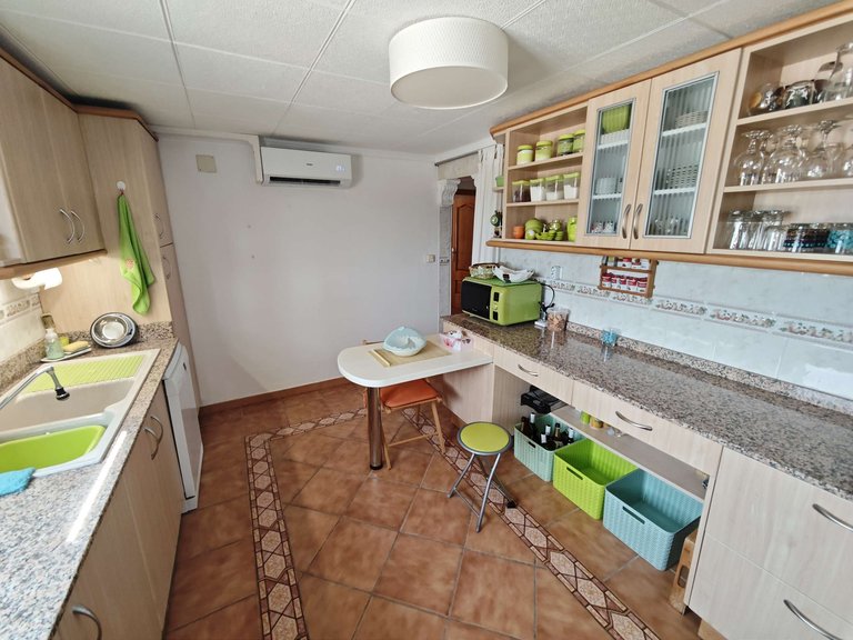 Villa for Sale in Inland Sax, Alicante 35