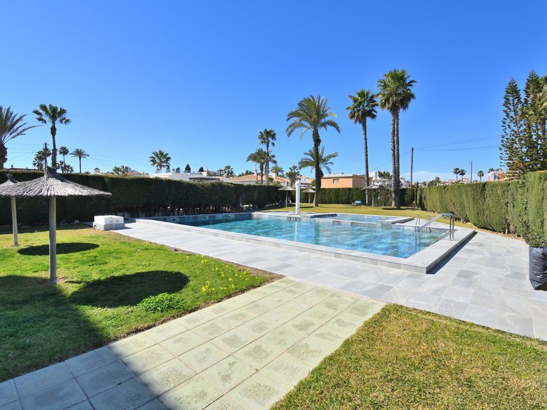 Apartment for Sale in Playa Flamenca, Orihuela Costa, Alicante 29