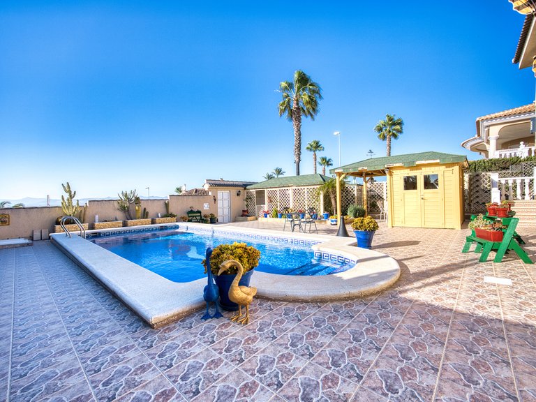 Villa for Sale in Ciudad Quesada, Ciudad Quesada - Rojales, Alicante 5