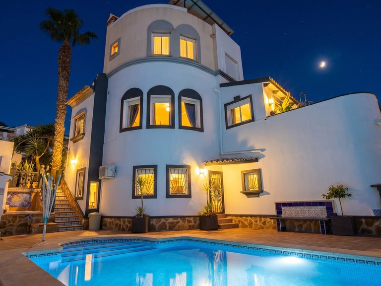 Villa for Sale in La Marquesa Golf, Rojales, Alicante 3