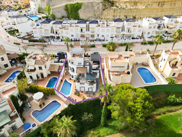 Villa for Sale in La Marquesa Golf, Rojales, Alicante 2
