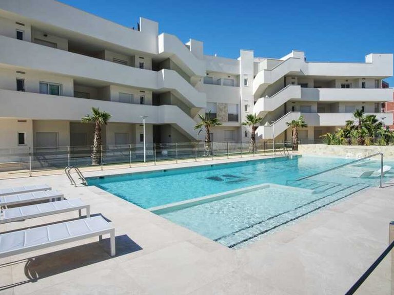 Apartment for Sale in Costa Blanca Guardamar Del Segura, Alicante 1