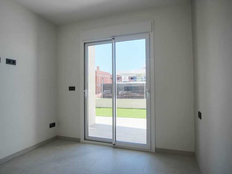 Apartment for Sale in Costa Blanca Guardamar Del Segura, Alicante 18