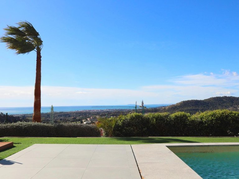 Villa for Sale in Costa Blanca Finestrat, Alicante 45