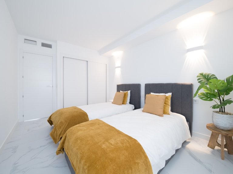 Apartment for Sale in Costa Blanca Torrevieja, Alicante 13