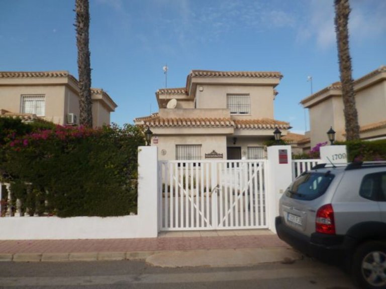Villa for Sale in Costa Blanca Playa Flamenca, Alicante 1