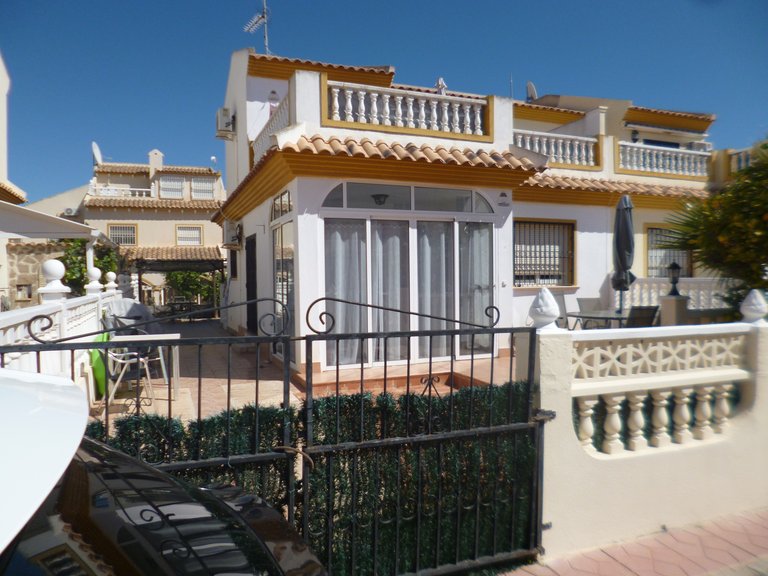 Villa for Sale in Costa Blanca Playa Flamenca, Alicante 1